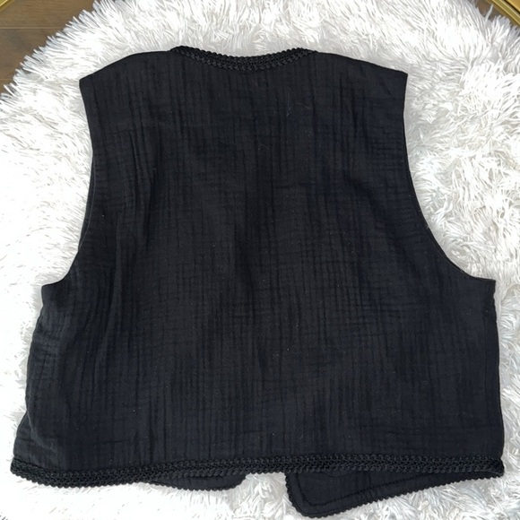 Size xlarge NWOT MNG black vest - Picture 5 of 5
